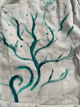 Load image into Gallery viewer, Tree Shorts - Bellearth
