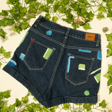 Load image into Gallery viewer, Eye Shorts - Bellearth
