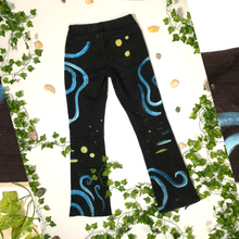 Load image into Gallery viewer, Funky Flare Jeans - Bellearth
