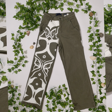 Load image into Gallery viewer, Butterfly Pants - Bellearth
