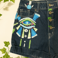 Load image into Gallery viewer, Eye Shorts - Bellearth
