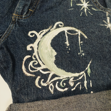 Load image into Gallery viewer, Moon Shorts - Bellearth
