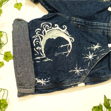 Load image into Gallery viewer, Moon Shorts - Bellearth
